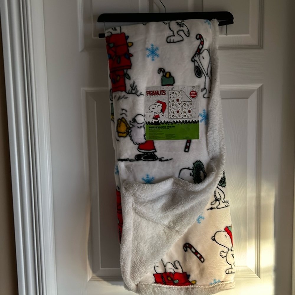 Snoopy blanket